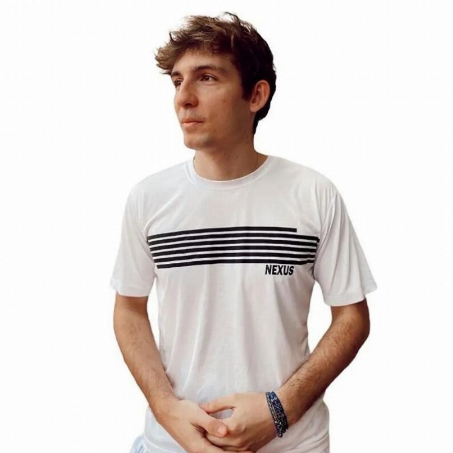Camiseta Branca Nexus Trust